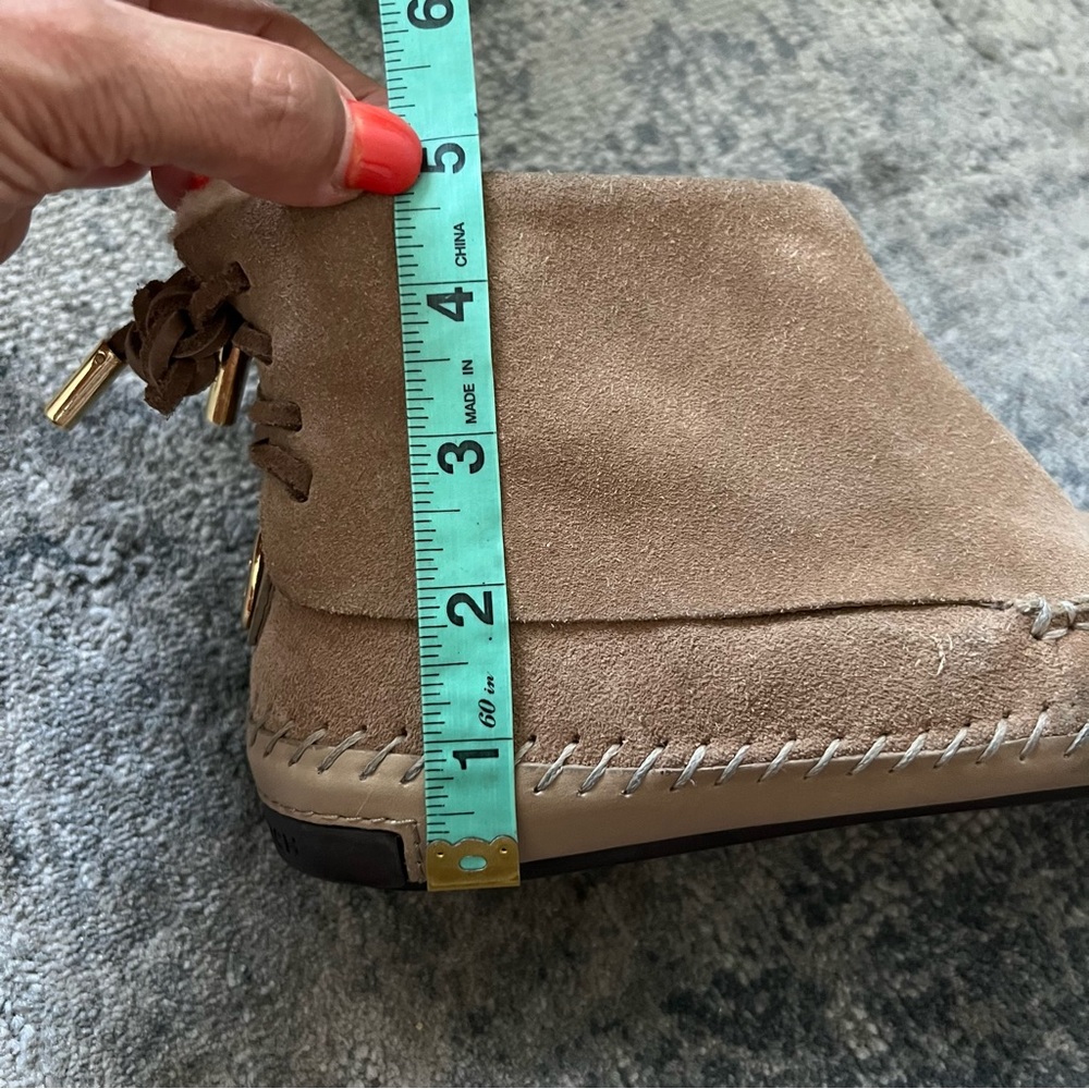Tory Burch suede mocassin booties size 7. - Picture 11 of 14